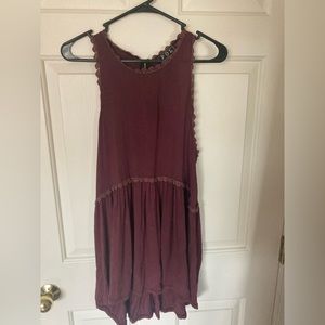 POL maroon tank top. Size Large